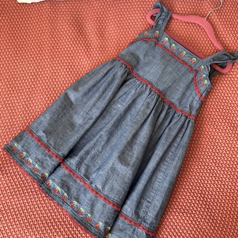 Gymboree Girls denim dress with cherries 🍒 size 4-6